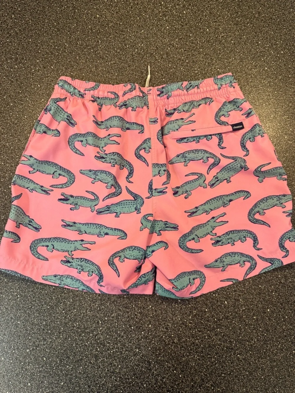 chubbies the Glades Pink Swim Trunks with Green Alligator Motif - size Medium